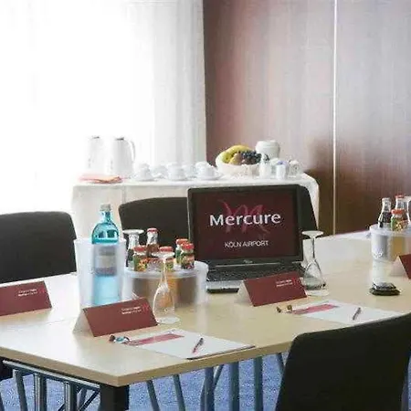 Hotel Mercure Koeln Airport 3*